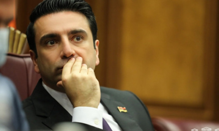 alen-simonyan_FWWgY.jpg