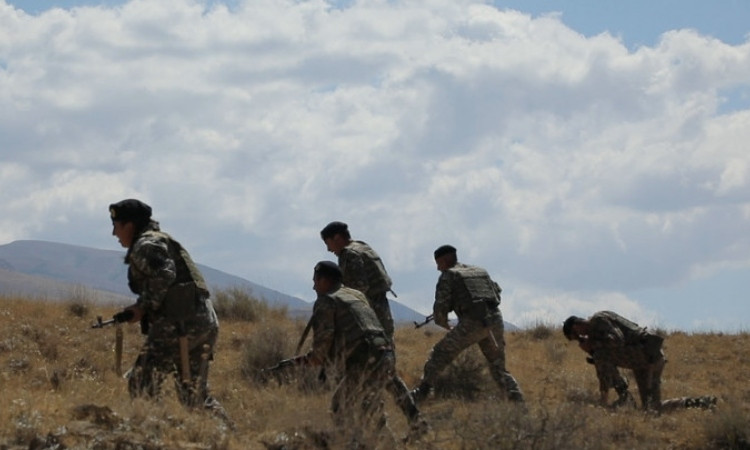 hh-pn-haytararutyun-e-taracel_lCP-J.jpg