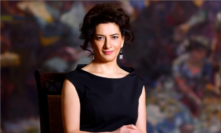 anna-hakobyan_5YZBc.jpg