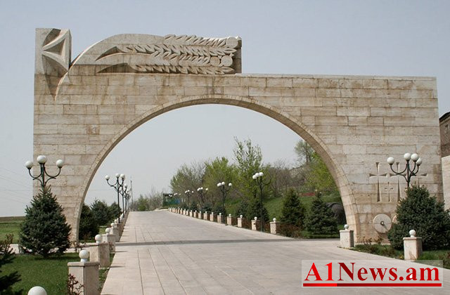 erablur_Iy53a.jpg