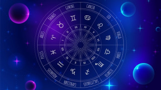 astrology-wheel-with-zodiac-signs-on-outer-space-background-mystery-and-esoteric189033-386_snB6E.jpg