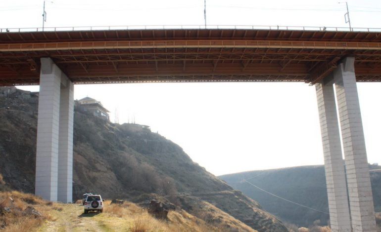 davtasheni-most-770x470_5XGoP.jpg