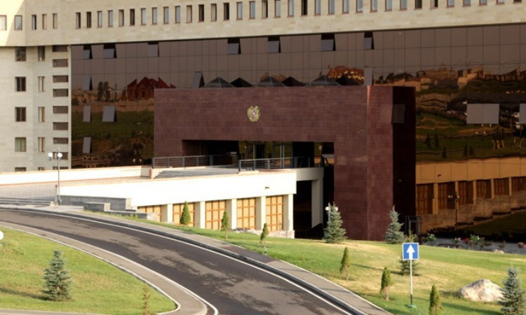 hh-pn-1_QZjIA.jpg