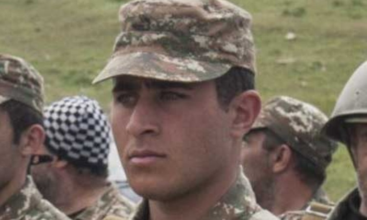 zohvac-narek-hakobyan_NiKzo.jpg