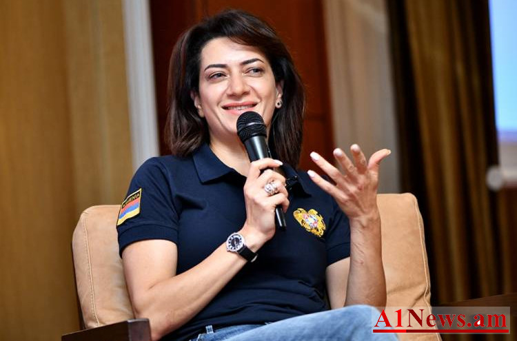 anna-hakobyan-buket_hAiM-.jpg