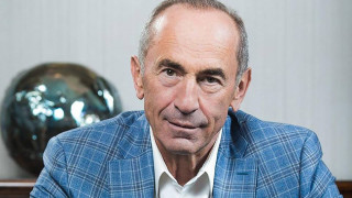 robert-kocharyan_8xTyh.jpg