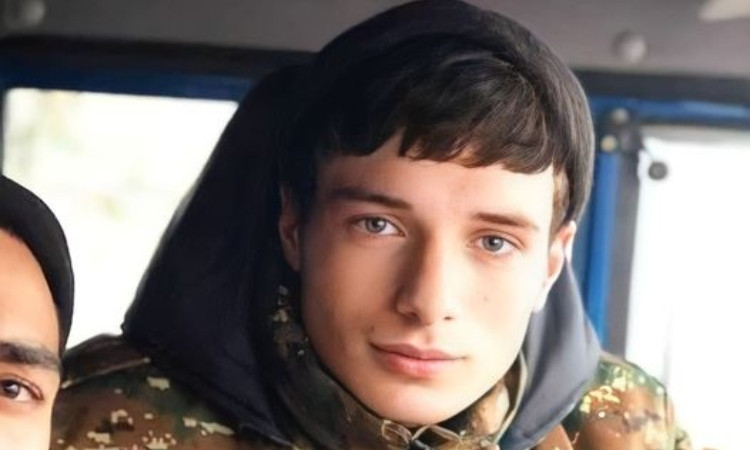 spanel-en-shavarsh-margaryanin_mcVhw.jpg