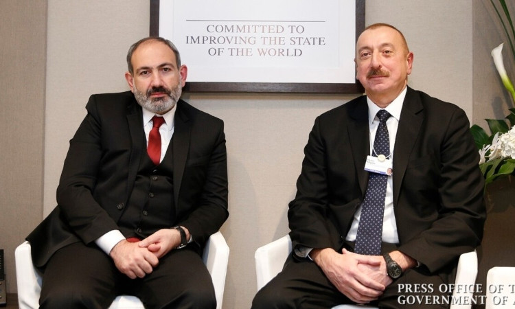 pashinyan-aliev_Xwx0v.jpg