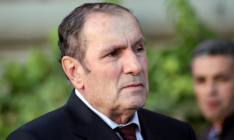 levon-ter-petrosyan_45Z_m.jpg