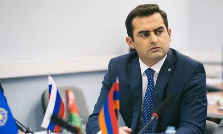 hakob-arshakyan_ICszl.jpg